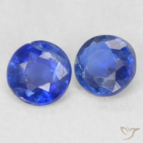 Shop natural 0.49ct Bleu foncé Disthène gems, Tour, from Népal at GemSelect. In stock, global shipping!