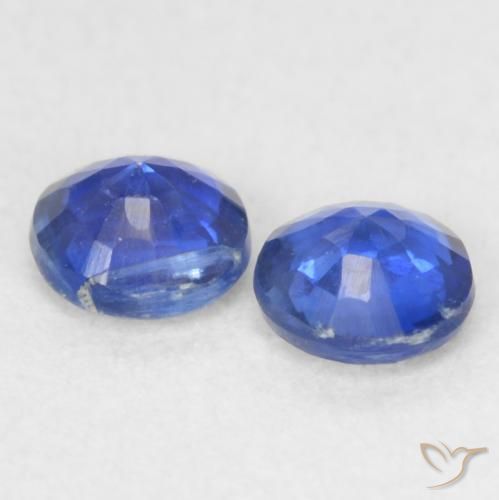 Shop natural 0.49ct Bleu foncé Disthène gems, Tour, from Népal at GemSelect. In stock, global shipping!
