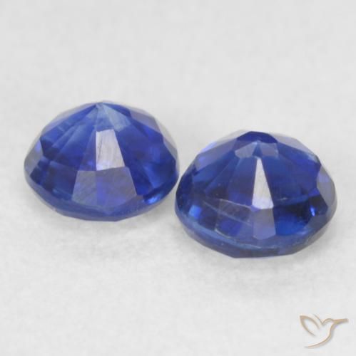 Shop natural 0.61ct Bleu foncé Disthène gems, Tour, from Népal at GemSelect. In stock, global shipping!