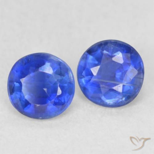 Shop natural 0.47ct Bleu foncé Disthène gems, Tour, from Népal at GemSelect. In stock, global shipping!