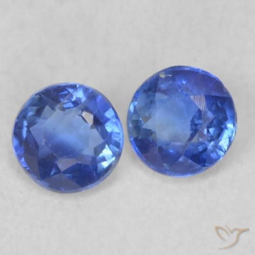 Shop natural 0.47ct Bleu franc Disthène gems, Tour, from Népal at GemSelect. In stock, global shipping!