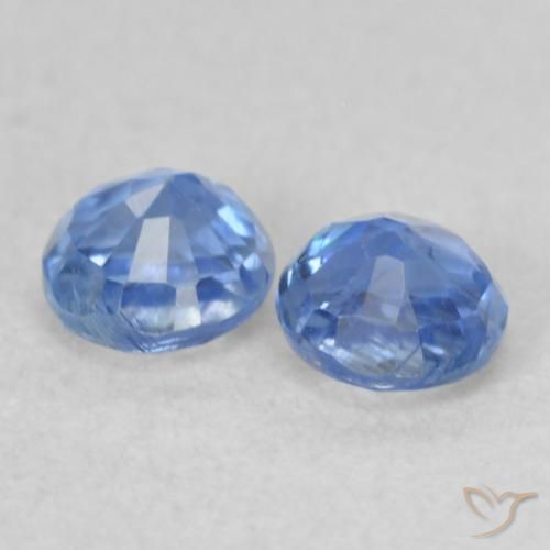 Shop natural 0.53ct Bleu bébé Disthène gems, Tour, from Népal at GemSelect. In stock, global shipping!