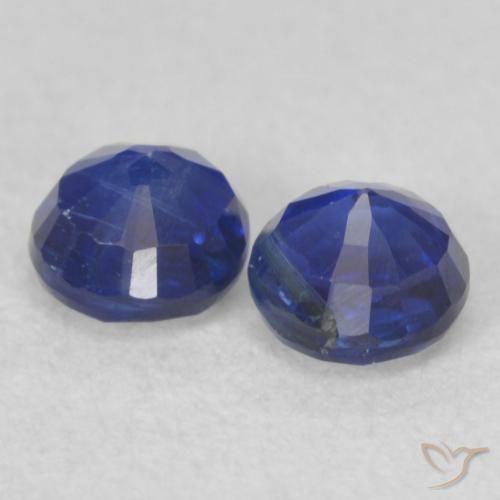 Shop natural 0.67ct Bleu marine Disthène gems, Tour, from Népal at GemSelect. In stock, global shipping!