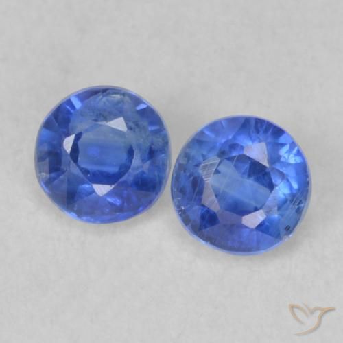 Shop natural 0.58ct Bleu franc Disthène gems, Tour, from Népal at GemSelect. In stock, global shipping!