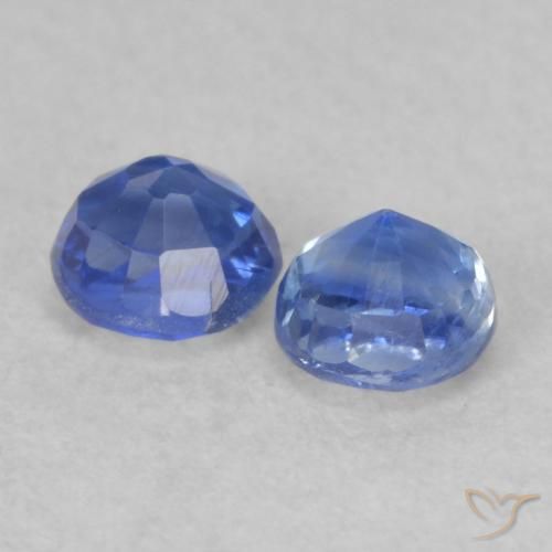 Shop natural 0.67ct Bleu foncé Disthène gems, Tour, from Népal at GemSelect. In stock, global shipping!