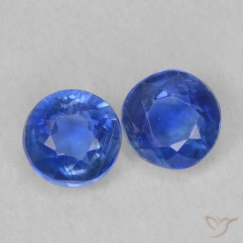 Shop natural 0.52ct Bleu foncé Disthène gems, Tour, from Népal at GemSelect. In stock, global shipping!