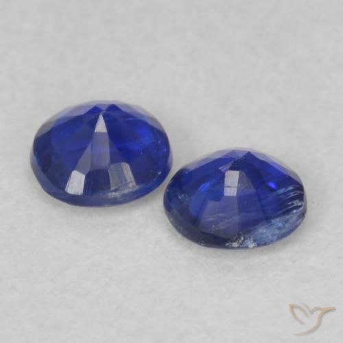 Shop natural 0.46ct Bleu foncé Disthène gems, Tour, from Népal at GemSelect. In stock, global shipping!