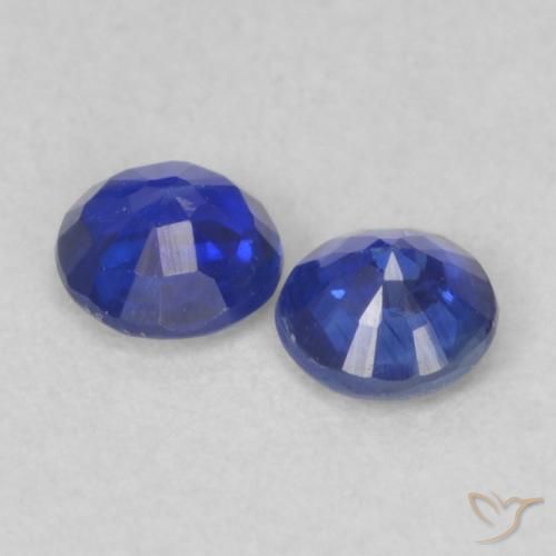 Shop natural 0.46ct Bleu foncé Disthène gems, Tour, from Népal at GemSelect. In stock, global shipping!