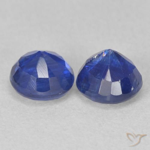 Shop natural 1.62ct Bleu marine Disthène gems, Tour, from Népal at GemSelect. In stock, global shipping!