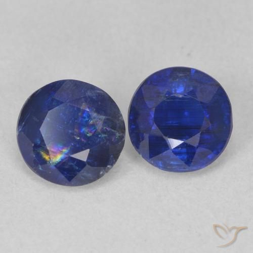 Shop natural 1.12ct Bleu foncé Disthène gems, Tour, from Népal at GemSelect. In stock, global shipping!