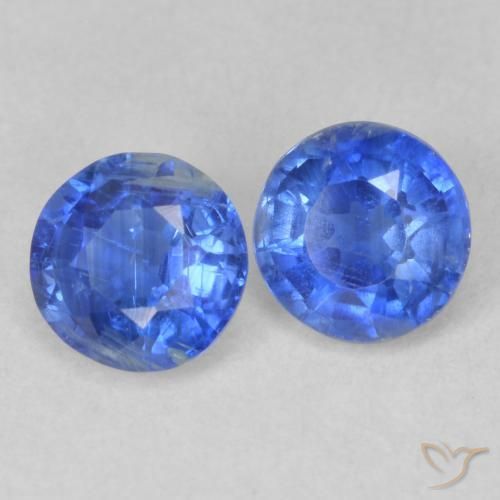 Shop natural 1.33ct Bleu clair Disthène gems, Tour, from Népal at GemSelect. In stock, global shipping!