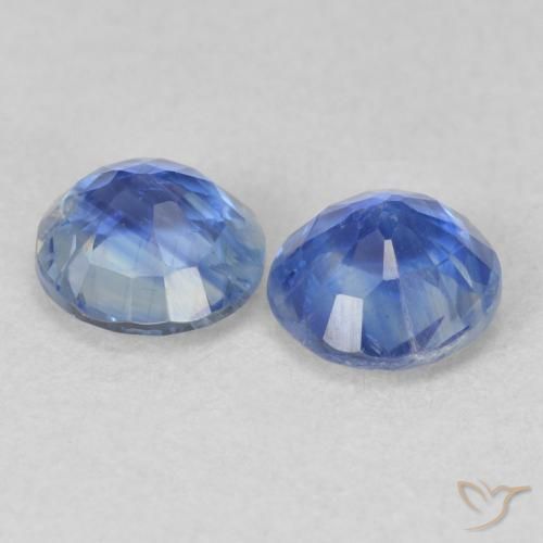Shop natural 1.33ct Bleu clair Disthène gems, Tour, from Népal at GemSelect. In stock, global shipping!