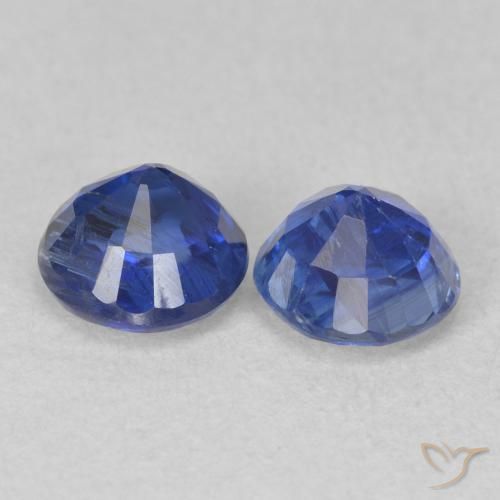 Shop natural 1.39ct Bleu franc Disthène gems, Tour, from Népal at GemSelect. In stock, global shipping!