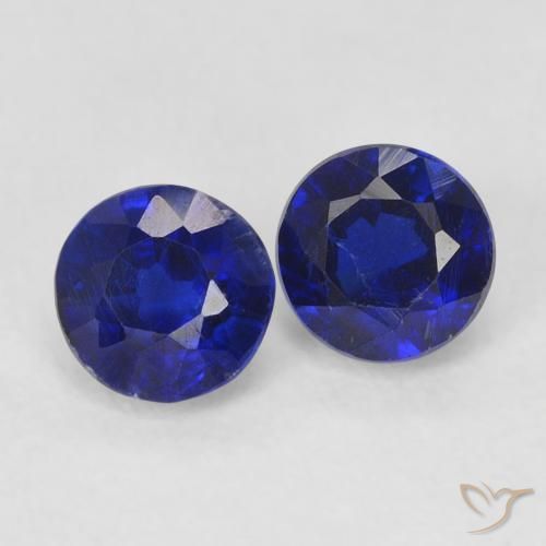 Shop natural 0.90ct Bleu foncé Disthène gems, Tour, from Népal at GemSelect. In stock, global shipping!