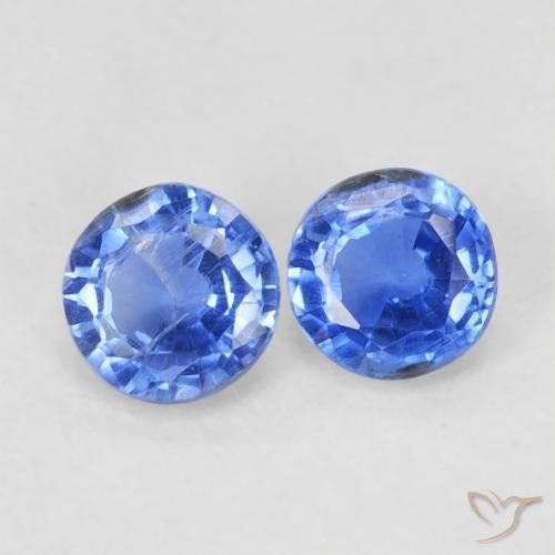 Shop natural 0.71ct Bleu marine moyen Disthène gems, Tour, from Népal at GemSelect. In stock, global shipping!