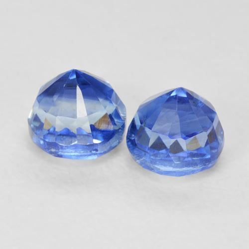 Shop natural 1.18ct Bleu royal Disthène gems, Tour, from Népal at GemSelect. In stock, global shipping!
