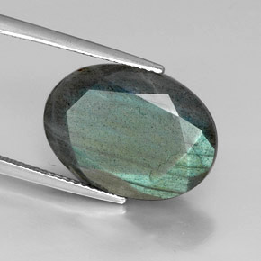 Labradorite multicolore naturelle coupe ovale, 12,25 ct, opaque