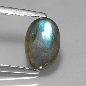 Labradorite Multicolore naturelle Coupe ovale, 1.91 ct, Translucide