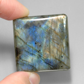 Labradorite multicolore naturelle carré, 88,54 ct, translucide