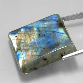 Labradorite multicolore naturelle carré, 88,54 ct, translucide