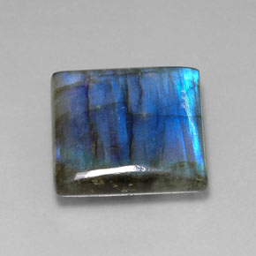 Labradorite multicolore naturelle carré, 26,58 ct, translucide