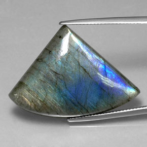 Labradorite multicolore naturelle forme fantaisie, 30,50 ct, translucide
