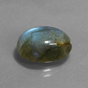 Labradorite Multicolore naturelle Coupe ovale, 6.39 ct, Translucide