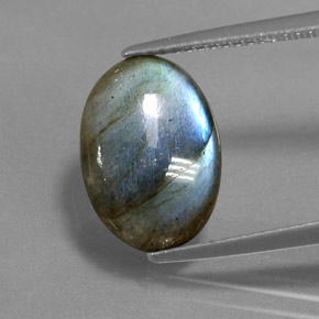 Labradorite Multicolore naturelle Coupe ovale, 3.74 ct, Translucide