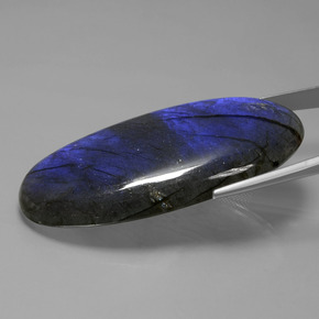 Labradorite bleue naturelle coupe ovale, 135,49 ct, translucide