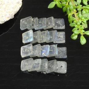 Achetez naturel 4.94ct Multicolore Labradorite gems, Carré, En provenance Madagascar chez GemSelect. En stock, livraison internationale!