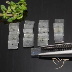 Shop natural 5.46ct Multicolore Labradorite gems, Carré, from Madagascar at GemSelect. In stock, global shipping!