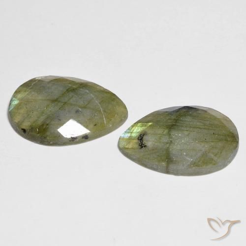 Shop natural 13.42ct Multicolore Labradorite gems, En forme de poire, from Madagascar at GemSelect. In stock, global shipping!