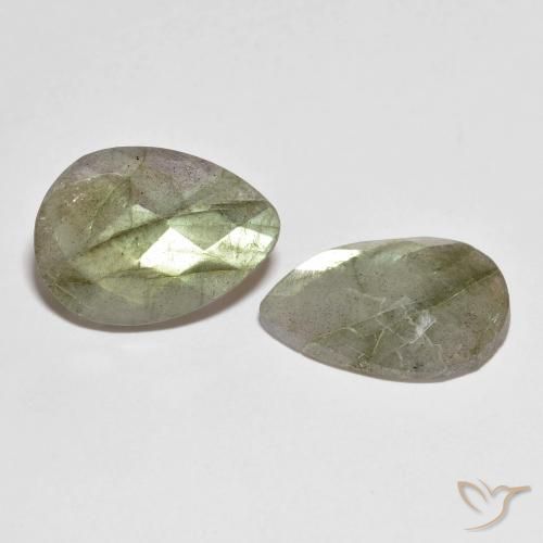 Shop natural 15.18ct Multicolore Labradorite gems, En forme de poire, from Madagascar at GemSelect. In stock, global shipping!