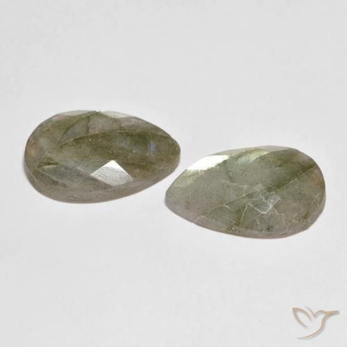 Shop natural 15.18ct Multicolore Labradorite gems, En forme de poire, from Madagascar at GemSelect. In stock, global shipping!