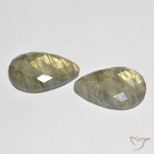 Shop natural 19.56ct Multicolore Labradorite gems, En forme de poire, from Madagascar at GemSelect. In stock, global shipping!