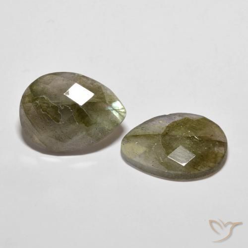 Shop natural 11.87ct Multicolore Labradorite gems, En forme de poire, from Madagascar at GemSelect. In stock, global shipping!