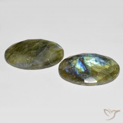 Shop natural 32.34ct Multicolore Labradorite gems, ovale, from Madagascar at GemSelect. In stock, global shipping!