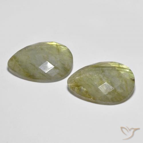 Shop natural 18.22ct Multicolore Labradorite gems, En forme de poire, from Madagascar at GemSelect. In stock, global shipping!