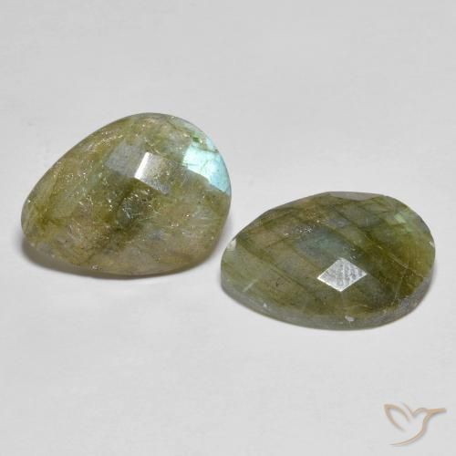 Shop natural 11.38ct Multicolore Labradorite gems, En forme de poire, from Madagascar at GemSelect. In stock, global shipping!