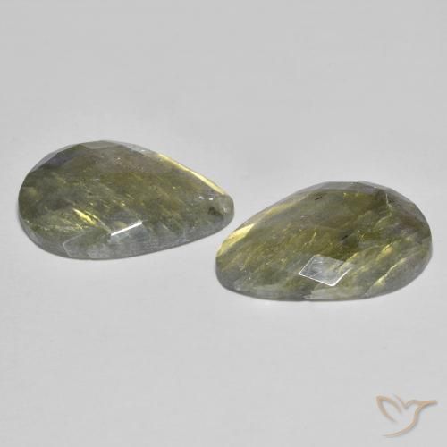 Shop natural 18.15ct Multicolore Labradorite gems, En forme de poire, from Madagascar at GemSelect. In stock, global shipping!