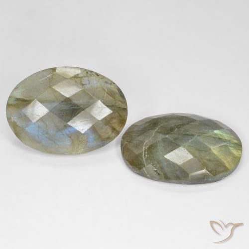 Shop natural 26.21ct Multicolore Labradorite gems, ovale, from Madagascar at GemSelect. In stock, global shipping!
