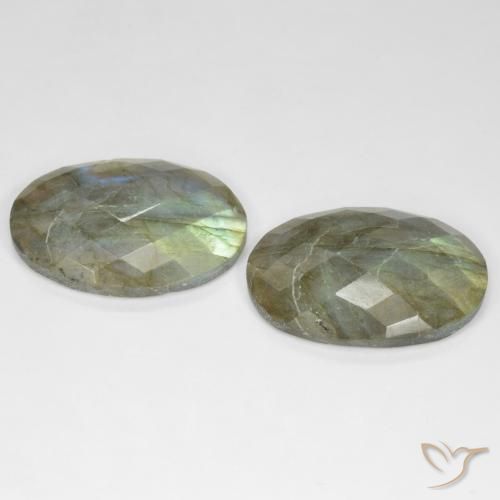 Shop natural 26.21ct Multicolore Labradorite gems, ovale, from Madagascar at GemSelect. In stock, global shipping!
