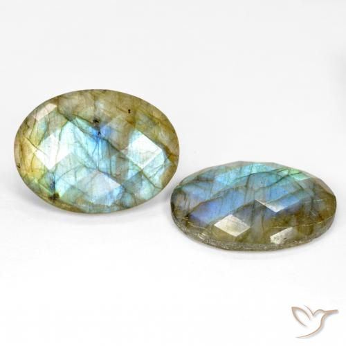 Shop natural 20.09ct Multicolore Labradorite gems, ovale, from Madagascar at GemSelect. In stock, global shipping!