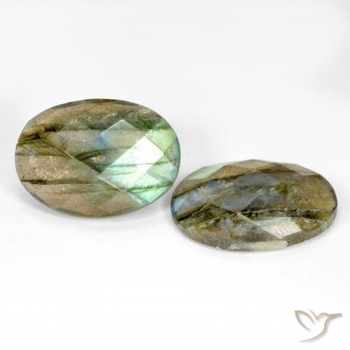 Shop natural 15.88ct Multicolore Labradorite gems, ovale, from Madagascar at GemSelect. In stock, global shipping!