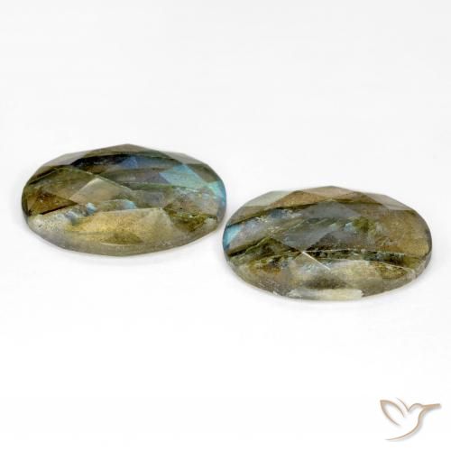 Shop natural 15.88ct Multicolore Labradorite gems, ovale, from Madagascar at GemSelect. In stock, global shipping!
