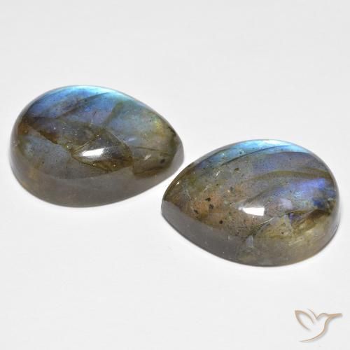 Shop natural 18.90ct Multicolore Labradorite gems, En forme de poire, from Madagascar at GemSelect. In stock, global shipping!
