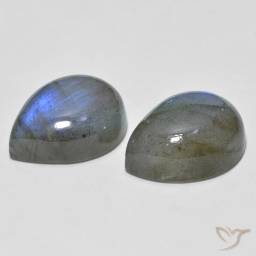 Shop natural 20.10ct Multicolore Labradorite gems, En forme de poire, from Madagascar at GemSelect. In stock, global shipping!