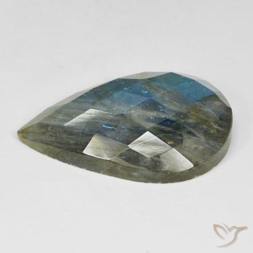 Labradorite Multicolore naturelle En forme de poire, 31.15 ct, Opaque