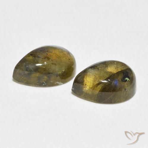 Shop natural 3.20ct Multicolore Labradorite gems, En forme de poire, from Madagascar at GemSelect. In stock, global shipping!