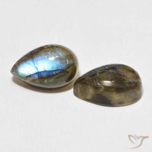 Shop natural 7.50ct Multicolore Labradorite gems, En forme de poire, from Madagascar at GemSelect. In stock, global shipping!